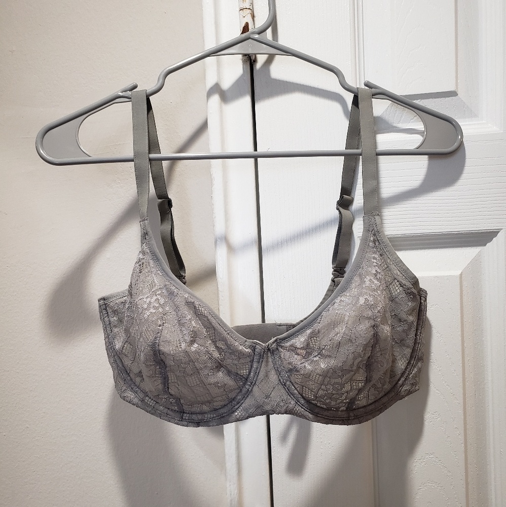 VICTORIA SECRET Body by Victoria Unlined Bra